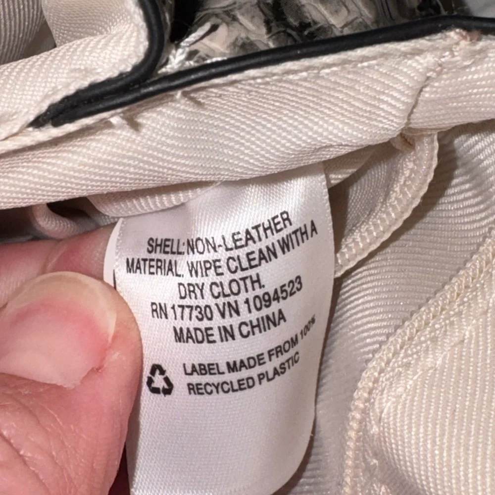 Snakeskin Print Crossbody Wallet Bag Neutral Vegan Leather - Picture 4 of 11